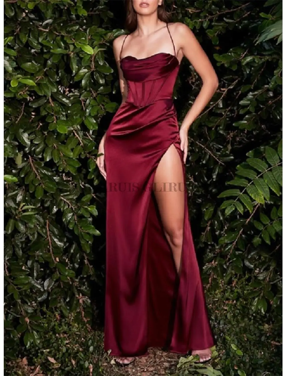 Corsets Sexy Prom Dress Formal Evening Spaghetti Strap Short Sleeve Floor Length Satin with Ruched Slit robes de soirée
Corsets Sexy Prom Dress Formal Evening Spaghetti Strap Short Sleeve Floor Length Satin with Ruched Slit robes de soirée