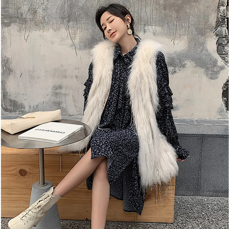 Женский меховой жилет средней длины, повседневный жилет из натурального меха енота, с полосками, кисточками и блестками, Осень-зима
Женский меховой жилет средней длины, повседневный жилет из натурального меха енота, с полосками, кисточками и блестками, Осень-зима