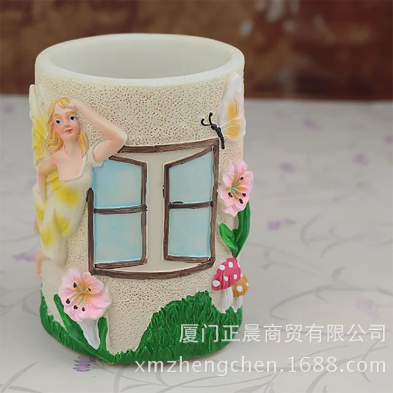 Cartoon lovely resin bear pen holder creative handicraft ornaments teacher children's holiday gift
Cartoon lovely resin bear pen holder creative handicraft ornaments teacher children's holiday gift