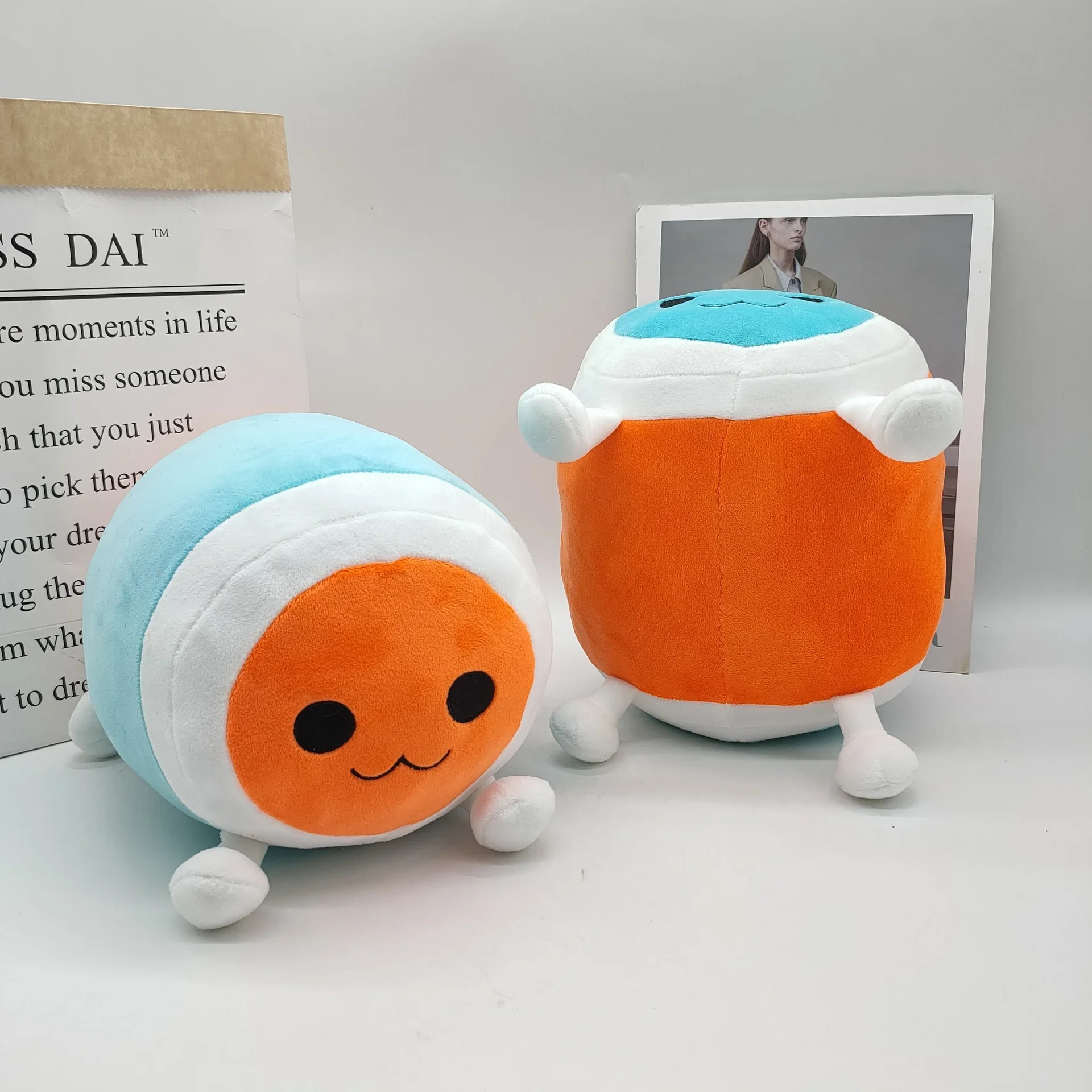 Мягкие плюшевые игрушки Taiko No Tatsujin, Изысканные милые школьные сумки, украшения, отличные подарки на день рождения для друзей или детей
Мягкие плюшевые игрушки Taiko No Tatsujin, Изысканные милые школьные сумки, украшения, отличные подарки на день рождения для друзей или детей
