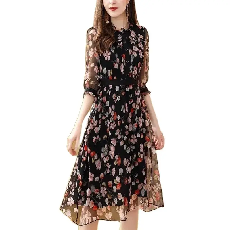 

Floral Dress Female 2023 New Summer Fashion Slim And Age-Reducing Temperament Waist Cropped Sleeve Chiffon Skirt Children Tide.