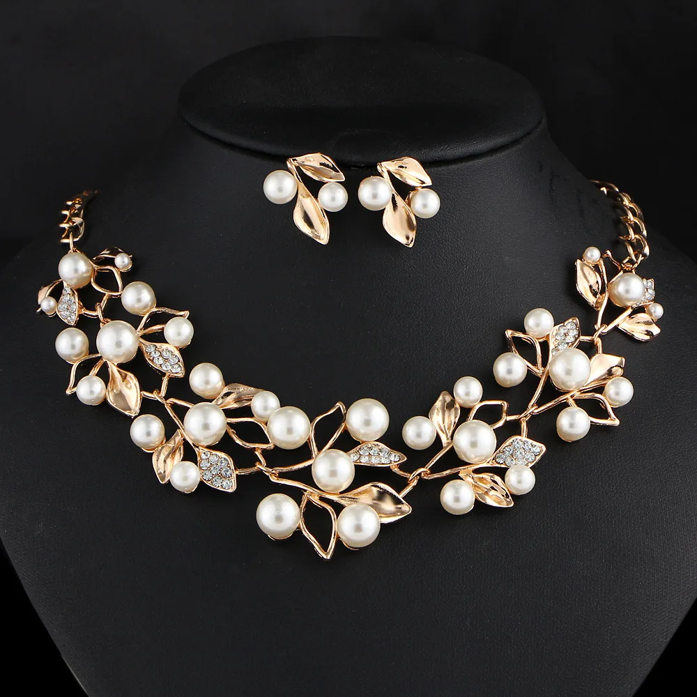 

European and American Fashion Metal Rhinestone Pearl Branches and Leaves Graceful Personality Suit Necklace Suit Sweater Chain