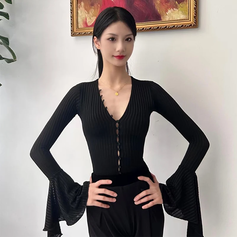 Latin Dance Clothes Women Black Long Sleeves Tops Ballroom Dance Practice Clothes Rumba Salsa Dance Performance Wear DNV18763
Latin Dance Clothes Women Black Long Sleeves Tops Ballroom Dance Practice Clothes Rumba Salsa Dance Performance Wear DNV18763