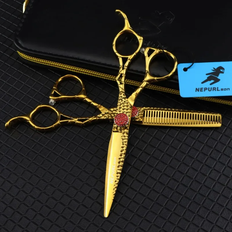 Professional JP440C steel 6 '' Gem scissor Gold hair scissors haircut thinning barber makas cutting shears hairdresser scissors
Professional JP440C steel 6 '' Gem scissor Gold hair scissors haircut thinning barber makas cutting shears hairdresser scissors