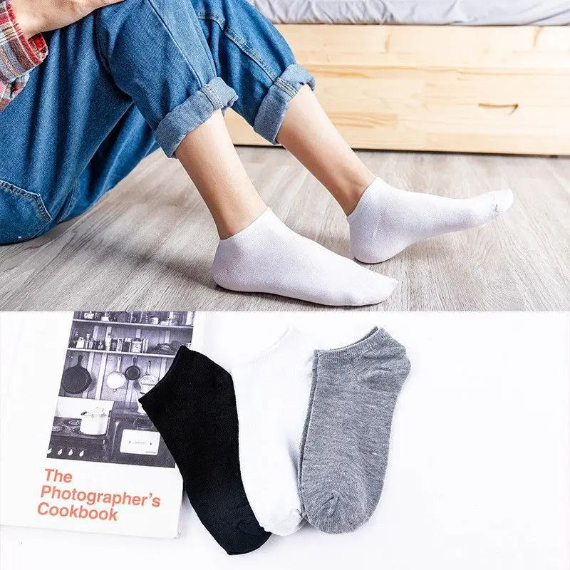 

5 pairs of breathable black and white gray business boat socks for men and women, unisex sports anti slip short ankle boat socks