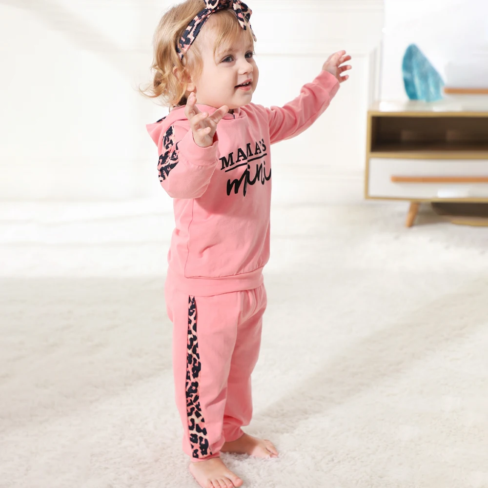 Toddler Girl Tracksuits Baby Mama's Mini Leopard Print Hooded Pants Set Spring & Autumn Baby Children 0-3Y Fashion Casual Suit
Toddler Girl Tracksuits Baby Mama's Mini Leopard Print Hooded Pants Set Spring & Autumn Baby Children 0-3Y Fashion Casual Suit