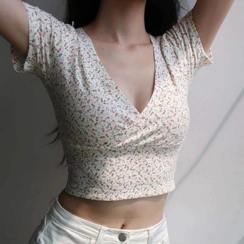 French Retro Floral V-Neck Short-Sleeved T-Shirt Summer Slim Slimming Wild High Waist T-Shirt Women'S Top
French Retro Floral V-Neck Short-Sleeved T-Shirt Summer Slim Slimming Wild High Waist T-Shirt Women'S Top