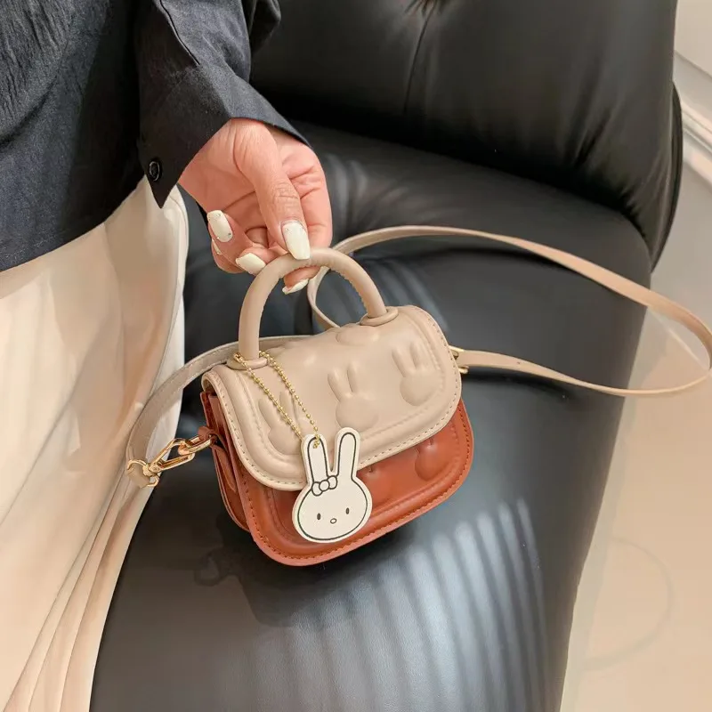 

Трендовая нишевая дизайнерская Милая дизайнерская модная простая маленькая квадратная сумка, универсальная сумка через плечо, роскошная сумка