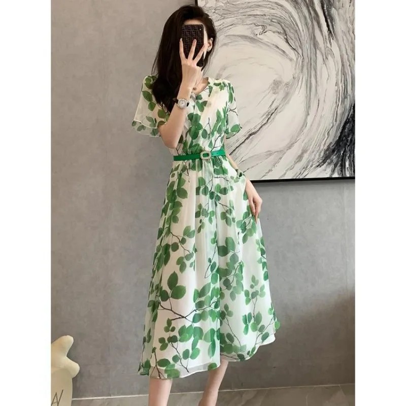 

Spring Summer New Fashion V-neck Short Sleeve Clothing for Casual Versatility Western Style Commuting Loose Y2K Women's Dresses