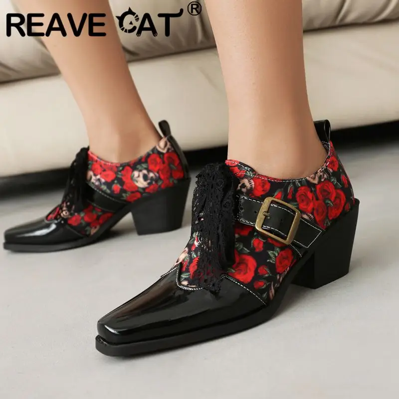 

REAVE CAT Vintage Female Pumps Square Toe Chunky Heels 7cm Lace Up Belt Buckle Mixed Color Flower Big Size 42 43 Patent Leather