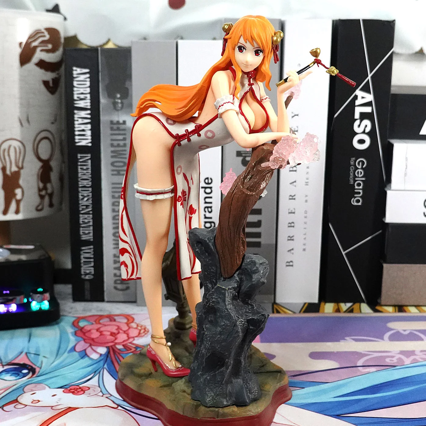 26CM 2023 New Anime ONE PIECE Nami Sexy cheongsam Figure PVC High Quality Model Toys Doll Collect Ornaments Gifts
26CM 2023 New Anime ONE PIECE Nami Sexy cheongsam Figure PVC High Quality Model Toys Doll Collect Ornaments Gifts
