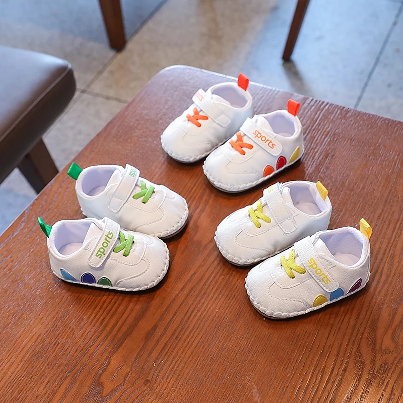 Fashion Baby Shoes Baby Boy Girl Shoes Classic Leather Rubber Sole Anti-slip Toddler First Walkers Infant Girl Shoes Moccasins
Fashion Baby Shoes Baby Boy Girl Shoes Classic Leather Rubber Sole Anti-slip Toddler First Walkers Infant Girl Shoes Moccasins