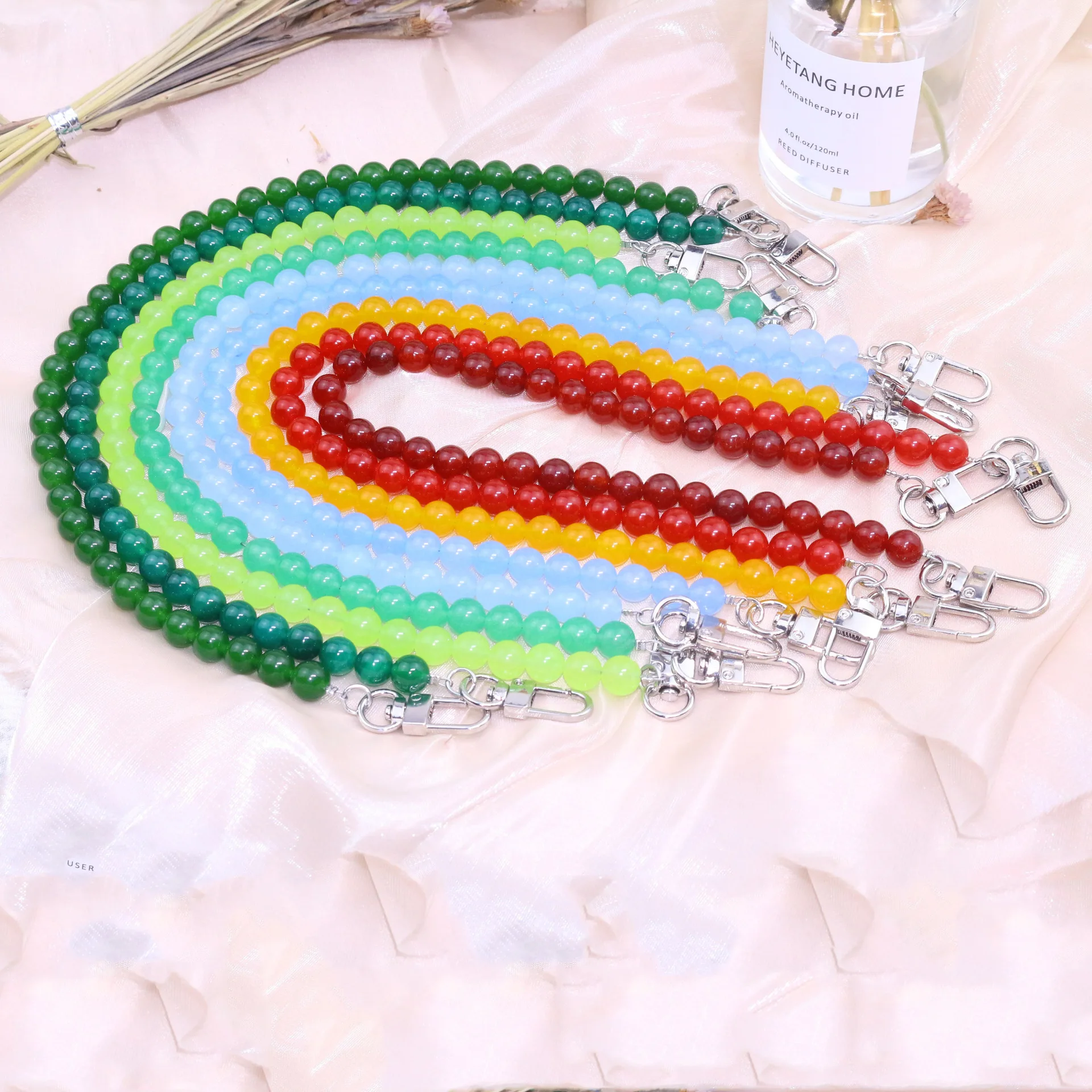 Small wind chain shoulder strap handbag with backpack chain wandering bag chain high-grade chalcedony chain shoulder strap
Small wind chain shoulder strap handbag with backpack chain wandering bag chain high-grade chalcedony chain shoulder strap