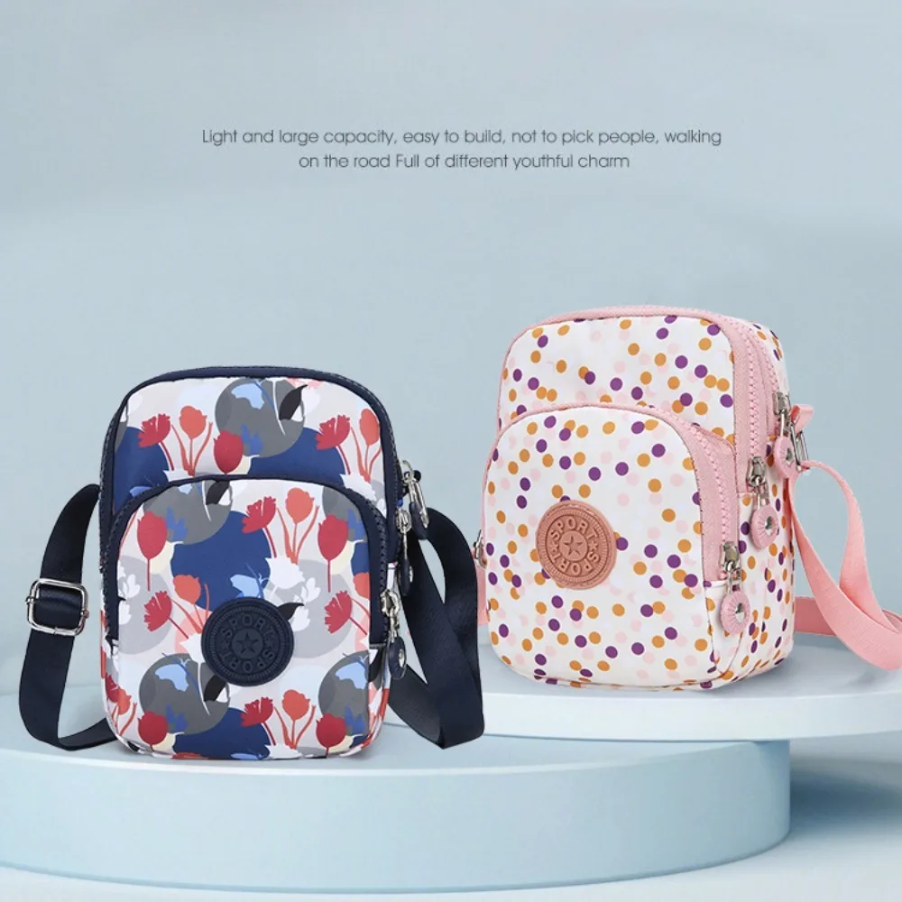 Большая вместительная сумка из ткани Оксфорд, модная повседневная пляжная сумка, водонепроницаемая женская сумка под подмышки
Большая вместительная сумка из ткани Оксфорд, модная повседневная пляжная сумка, водонепроницаемая женская сумка под подмышки