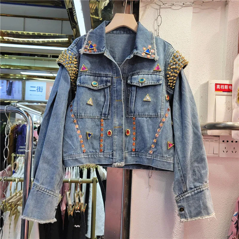 

Heavy Work Diamonds Rivet Big Pocket Denim Jacket Women Loose Short Cowboy Outerwear Vintage Blue Frayed Jeans Jackets Female