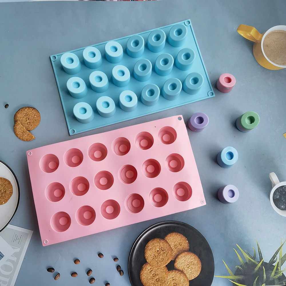 18 Holes Silicone Cake Mold . Cupcake Baking Mould Cake Pans Biscuit Cookie Doughnut DIY Chocolate Molds
18 Holes Silicone Cake Mold . Cupcake Baking Mould Cake Pans Biscuit Cookie Doughnut DIY Chocolate Molds