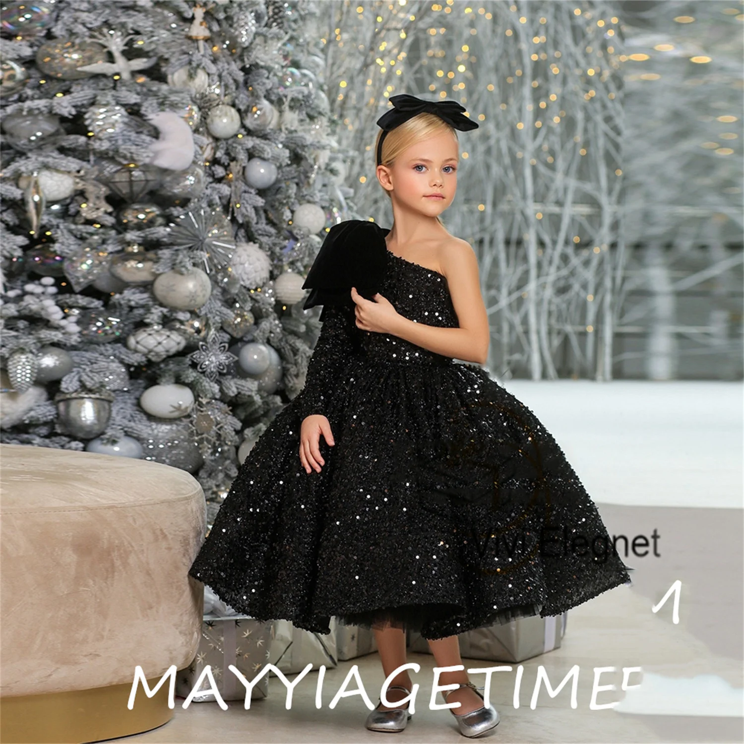 Fashion One Shoulder Purple Knee Length Flower Girl Dresses with Sequined Tutu Communion Dresses Girls 2023 Winter Christmas
Fashion One Shoulder Purple Knee Length Flower Girl Dresses with Sequined Tutu Communion Dresses Girls 2023 Winter Christmas