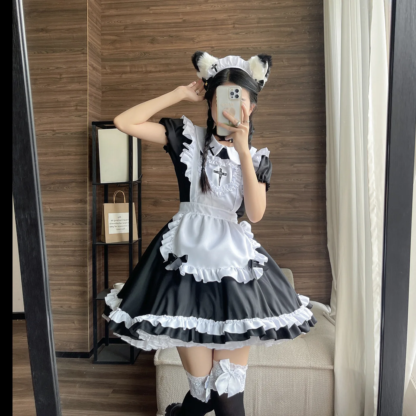 2022 New Japanese Classic Short sleeved Maid Cute Japanese Maid Cosplay Women's Clothing Maid Dress haikyuu cosplay
2022 New Japanese Classic Short sleeved Maid Cute Japanese Maid Cosplay Women's Clothing Maid Dress haikyuu cosplay