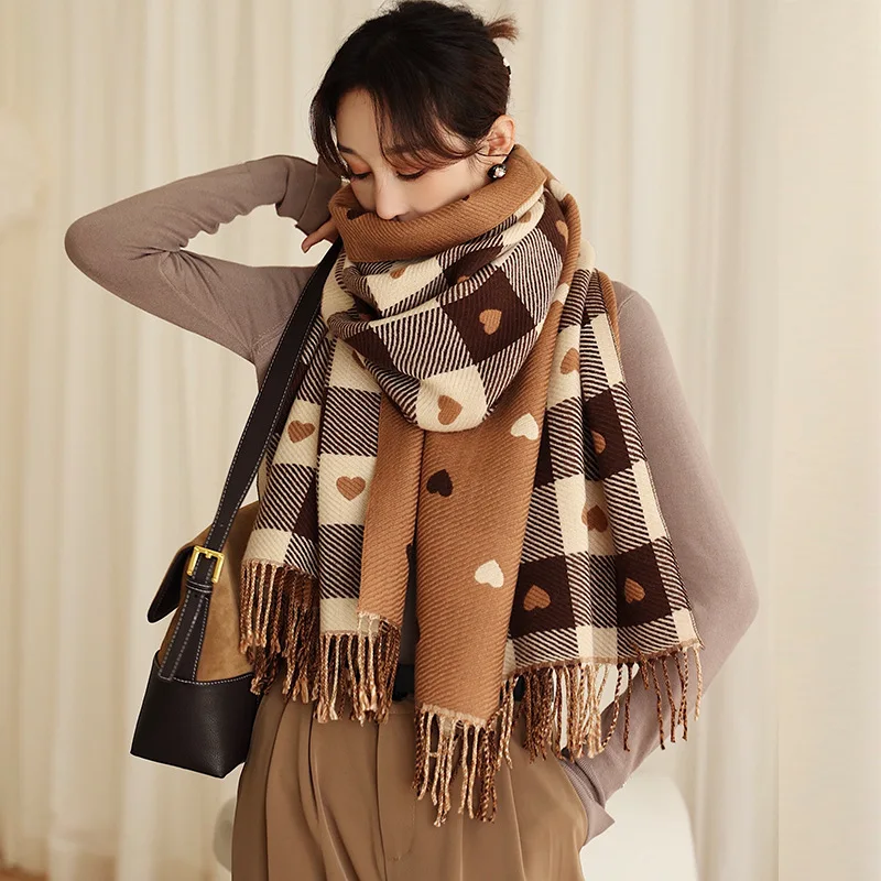 2023 Winter Heart Lattice Cashmere Scarf Thick Warm Shawl For Women Fashion Wild Pashmina Bandana Lady Long Fringed Scarves
2023 Winter Heart Lattice Cashmere Scarf Thick Warm Shawl For Women Fashion Wild Pashmina Bandana Lady Long Fringed Scarves