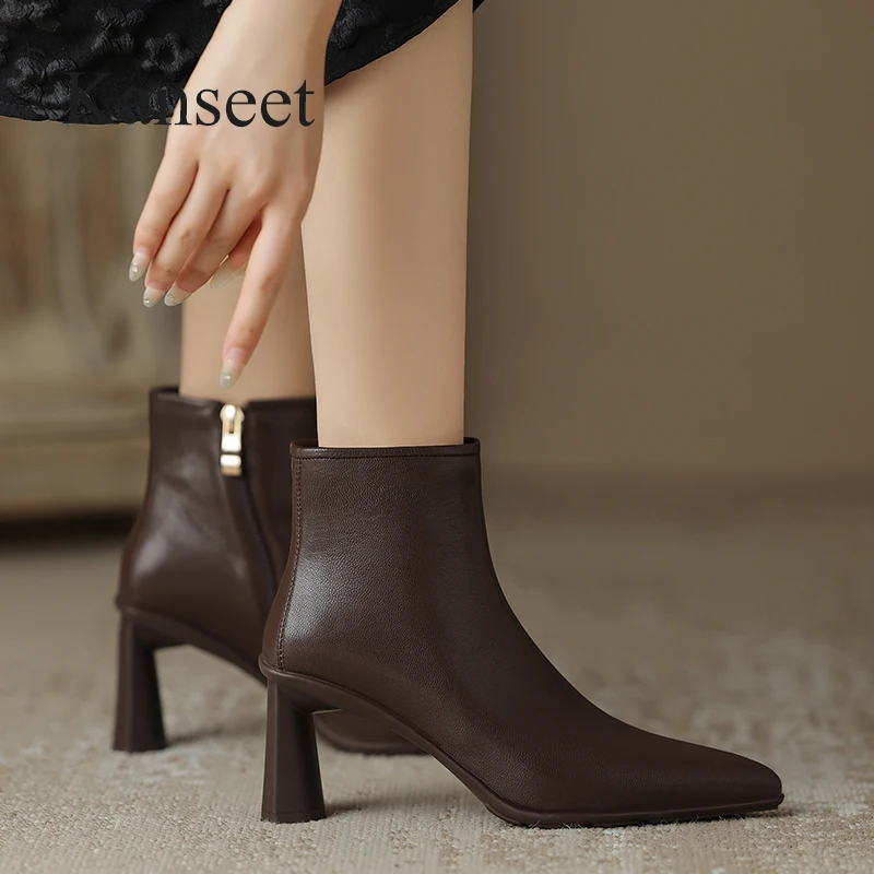 Kanseet Pointed Toe Boots For Women 2023 Autumn Winter Zipper Brown Genuine Leather Shoes Elegant 7cm High Heels Lady Ankle Boot
Kanseet Pointed Toe Boots For Women 2023 Autumn Winter Zipper Brown Genuine Leather Shoes Elegant 7cm High Heels Lady Ankle Boot