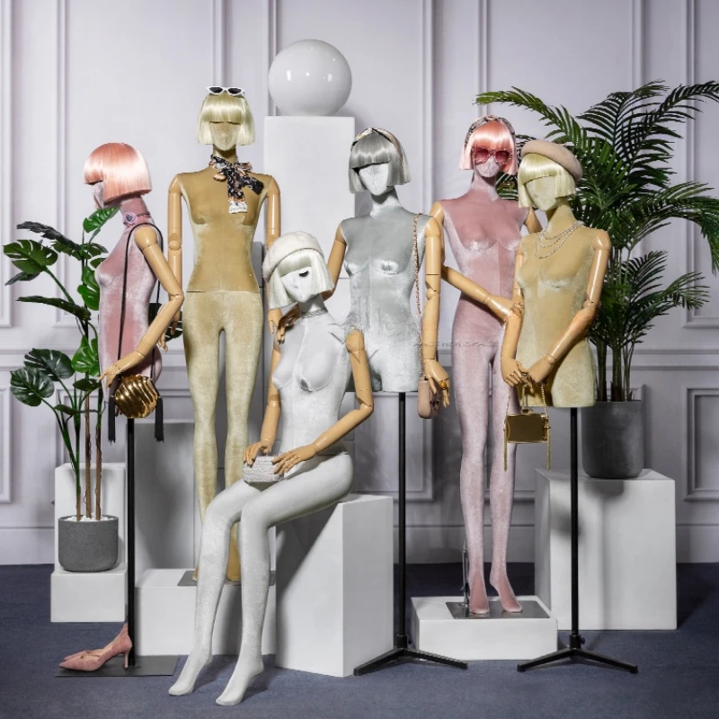 High End Fashion Lady Mannequin Adjustable Wooden Arm Torso Mannequin on Stand Velvet Full Body Female Mannequin for Boutique
High End Fashion Lady Mannequin Adjustable Wooden Arm Torso Mannequin on Stand Velvet Full Body Female Mannequin for Boutique