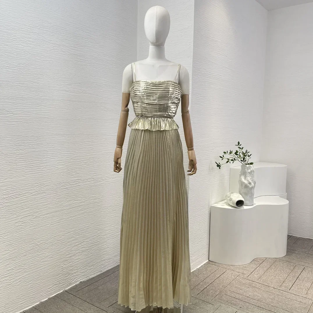 2024 New Collection Champagne Gold Sleeveless Flouncing Ruffle Ruched Women Tube Maxi Dress for Party
2024 New Collection Champagne Gold Sleeveless Flouncing Ruffle Ruched Women Tube Maxi Dress for Party