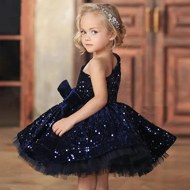 Navy Blue Cute Flowers Girls Dresses Bows Pleat One Shoulder Fluffy Elegant Prince Ball Gowns Communion Dress Girl
Navy Blue Cute Flowers Girls Dresses Bows Pleat One Shoulder Fluffy Elegant Prince Ball Gowns Communion Dress Girl