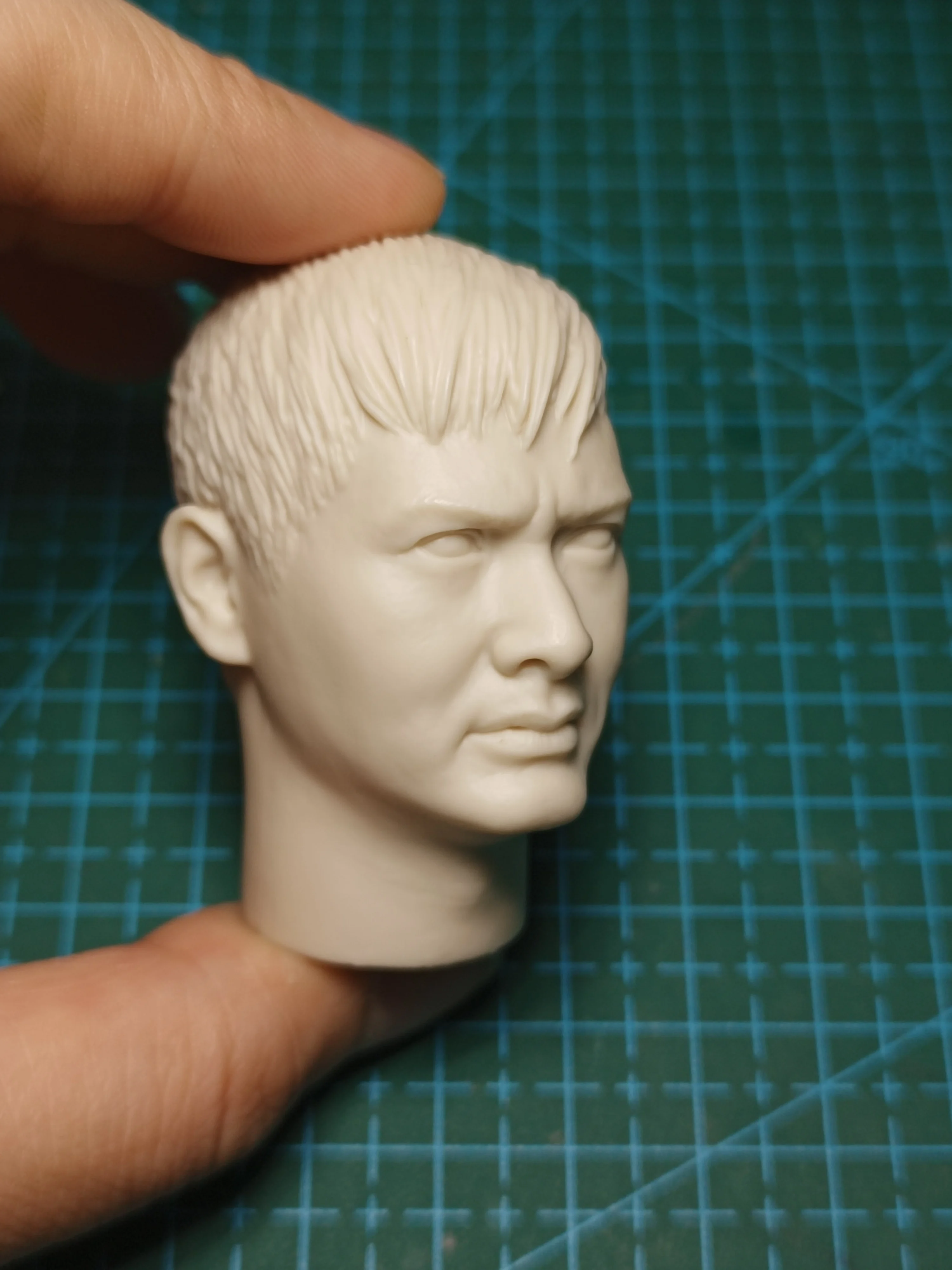 

1/6 Scale Chow Yun Fat Male Head Sculpture Carving3D 1:6 Star Unpainted Model Fit 12'' Action Figure Body Soldierl Toys