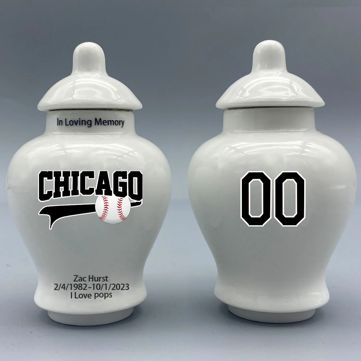 

Mini Urn for Chicago White Sox-Baseball themed.Please send me the customization information - name/date and number on the urn