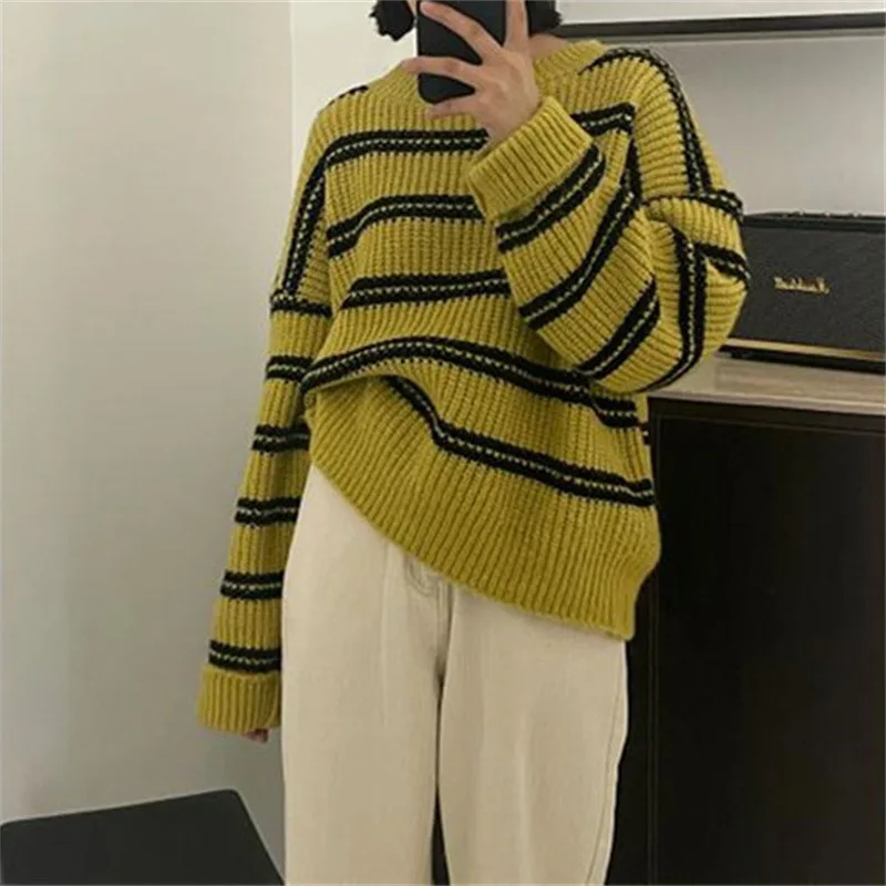 Retro Contrast Color Striped Sweater Women 2023 Autumn Winter New Japanese Style Students Loose Pullover Sweater Tops Outerwear
Retro Contrast Color Striped Sweater Women 2023 Autumn Winter New Japanese Style Students Loose Pullover Sweater Tops Outerwear