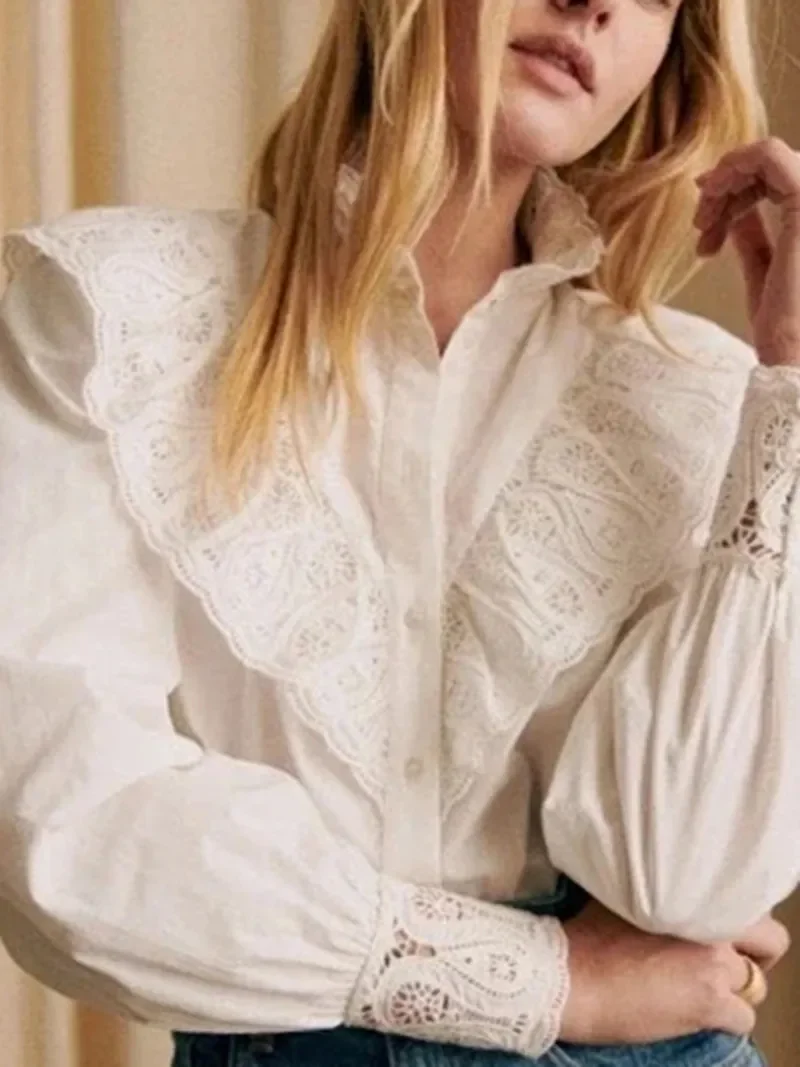 Women's Shirt 2023 New Lace Embroidered Single-Breasted Ruffle Collar Elegant Sweet Long Sleeve Blouse
Women's Shirt 2023 New Lace Embroidered Single-Breasted Ruffle Collar Elegant Sweet Long Sleeve Blouse