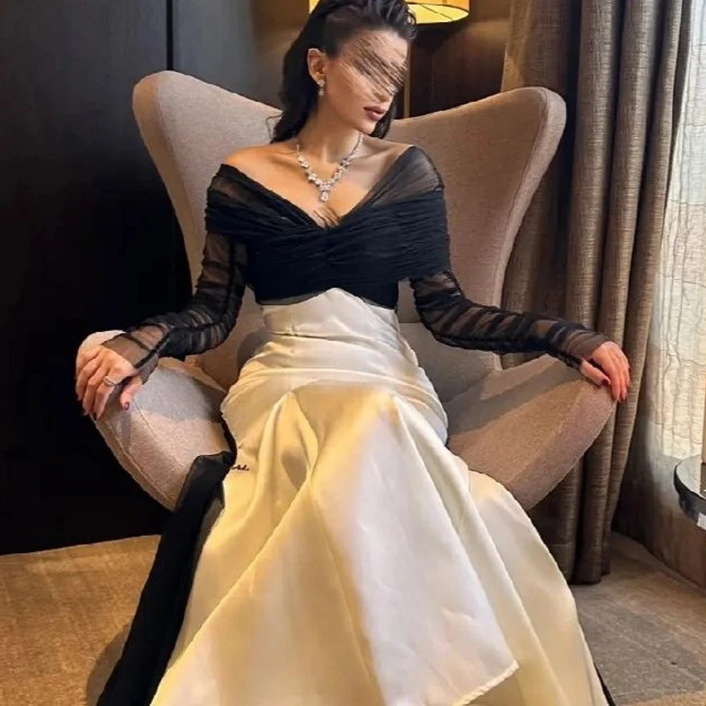 Carolina Off Shoulder Backless Evening Dresses Women Saudi Arabia Long Sleeves Satin Wedding Guest Elegant Formal Party Gowns
Carolina Off Shoulder Backless Evening Dresses Women Saudi Arabia Long Sleeves Satin Wedding Guest Elegant Formal Party Gowns
