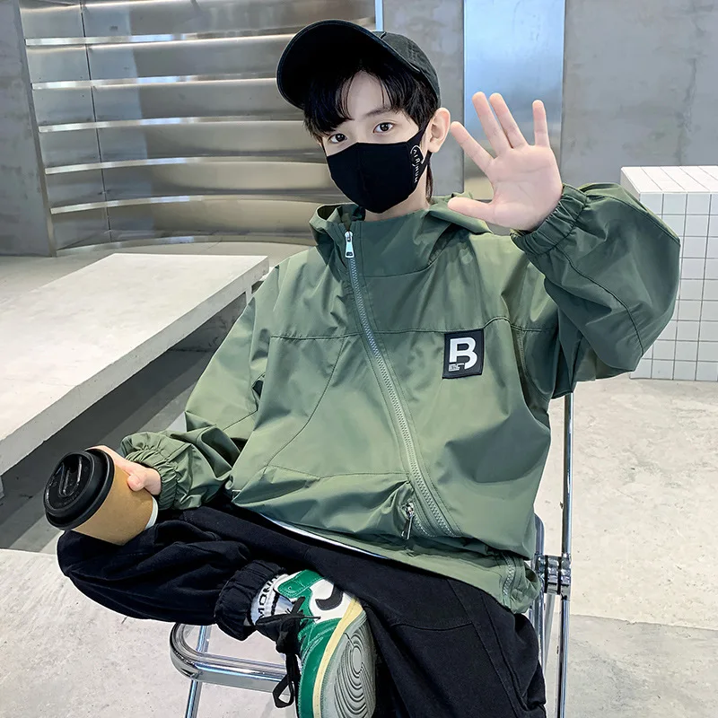 Boys' coats spring and autumn 2023 new medium and large children's mechanical style jackets children's tops
Boys' coats spring and autumn 2023 new medium and large children's mechanical style jackets children's tops