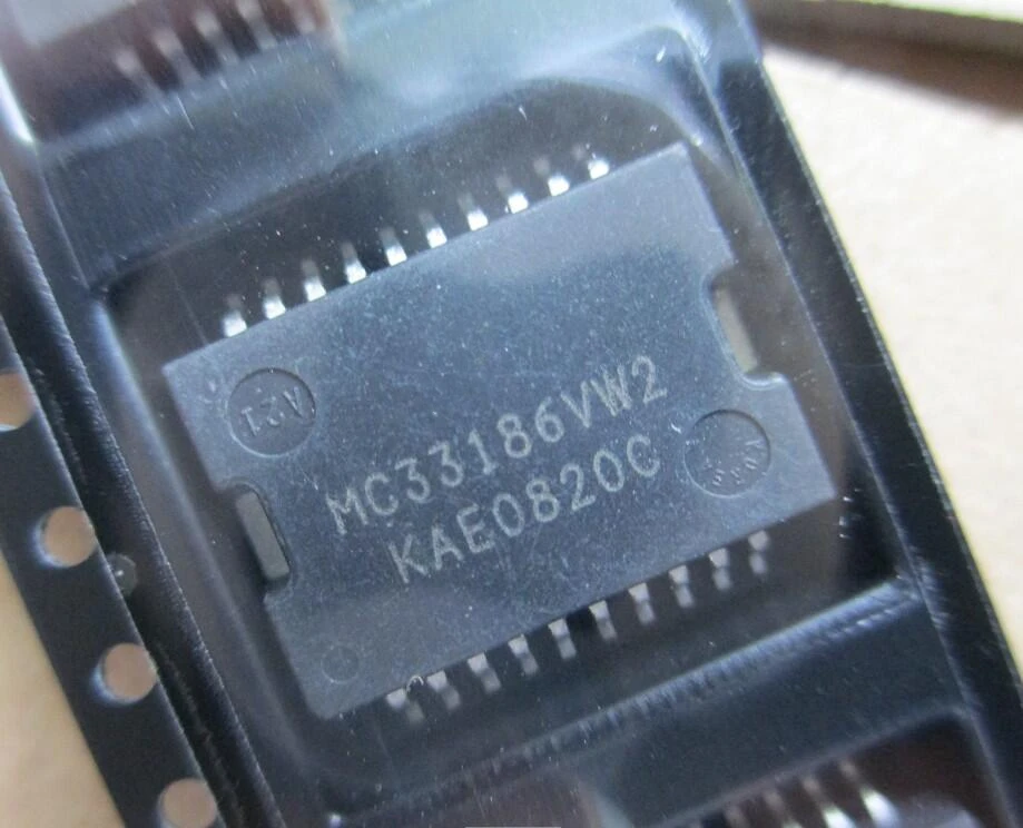 Free shipping MC33186VW2R2 MC33186VW2 MC33926 MC33972ATEW MC33984BPNA Auto IC 5pcs 10pcs 20pcs
Free shipping MC33186VW2R2 MC33186VW2 MC33926 MC33972ATEW MC33984BPNA Auto IC 5pcs 10pcs 20pcs