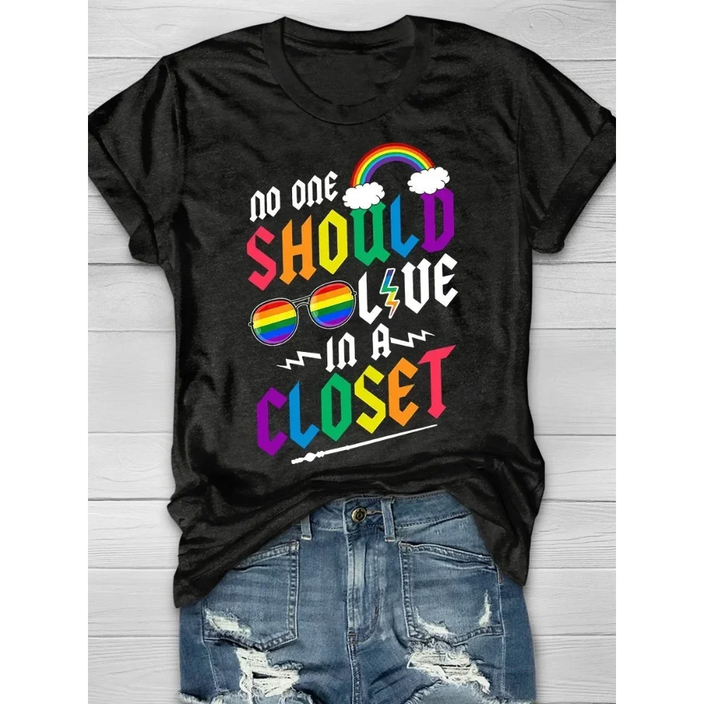 Rheaclots Women's NO ONE SHOULD LIVE IN A CLOSET Printed T-shirts Ladies Graphic Tees Tops
Rheaclots Women's NO ONE SHOULD LIVE IN A CLOSET Printed T-shirts Ladies Graphic Tees Tops