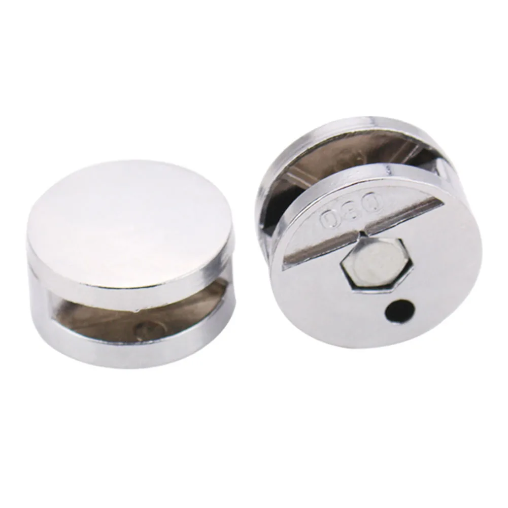 Securely Hang Glass Mirrors with Zinc Alloy Mirror Clips Sturdy and Simple Design Suitable for Round/Square Mirrors
Securely Hang Glass Mirrors with Zinc Alloy Mirror Clips Sturdy and Simple Design Suitable for Round/Square Mirrors