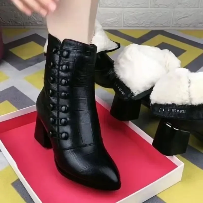Chelsea Ankle Boots for Women 2023 Winter Warm Women's Shoes Sexy Designer Thick Heeled Shoes European Lady Boots Botas De Mujer
Chelsea Ankle Boots for Women 2023 Winter Warm Women's Shoes Sexy Designer Thick Heeled Shoes European Lady Boots Botas De Mujer