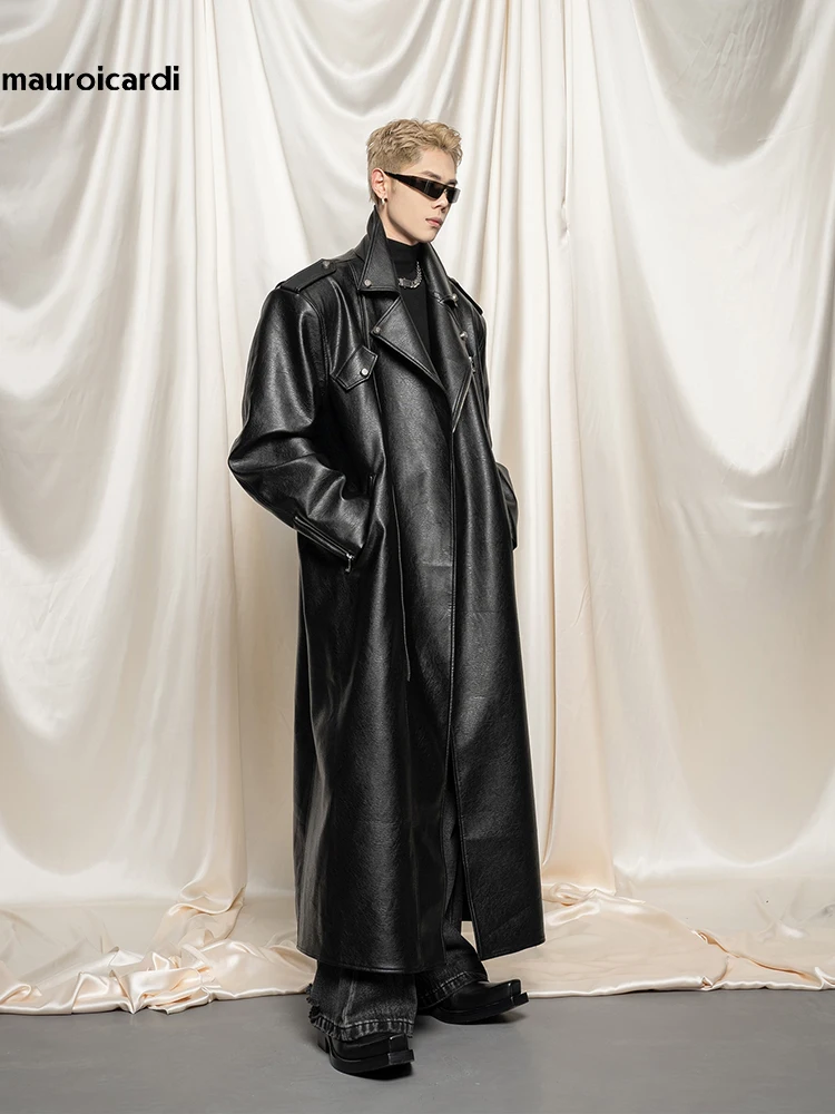 

Mauroicardi Spring Autumn Oversized Cool Extra Long Black Pu Leather Trench Coat Men Zipper Loose Luxury European Fashion 2023