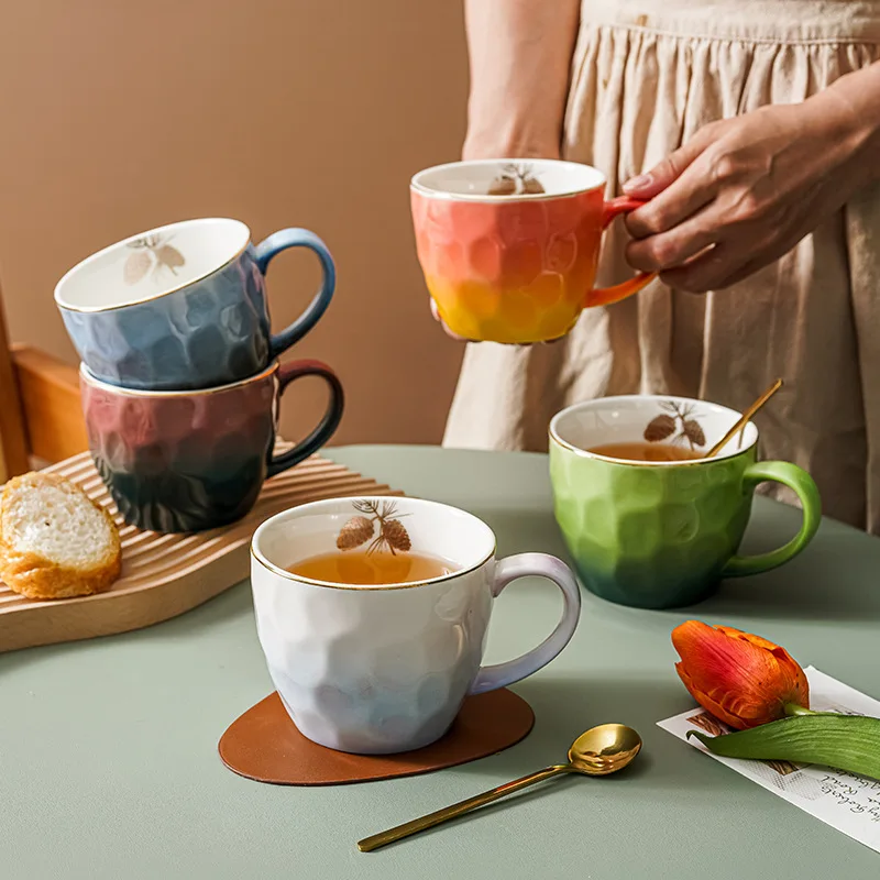 New Creative Underglaze Ceramic Large Capacity Mug Cup With Gold Spoon Beautiful Fading Color Porcelain Cups For Coffee Tea Milk New Creative Underglaze Ceramic Large Capacity Mug Cup With Gold Spoon Beautiful Fading Color Porcelain Cups For Coffee Tea Milk