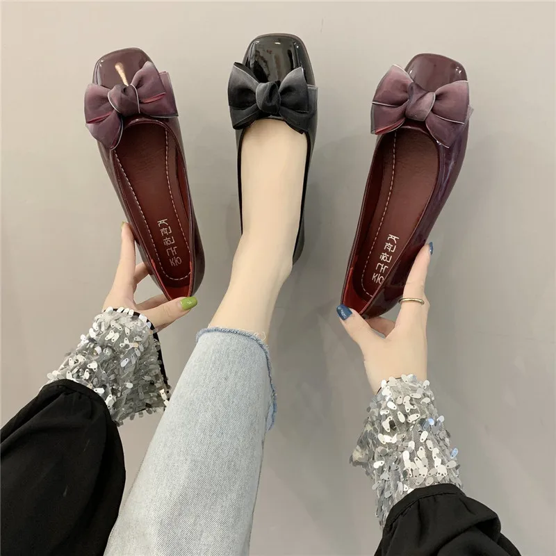 2023 Spring New Fashion Luxury Women Soft Flat Butterfly Knot Ballet Flats Large Size Low Heels Designer ShoesE11299
2023 Spring New Fashion Luxury Women Soft Flat Butterfly Knot Ballet Flats Large Size Low Heels Designer ShoesE11299