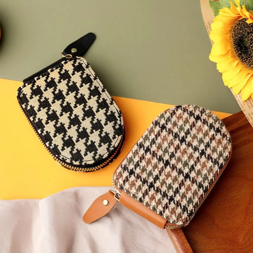 Zipper Houndstooth Short Wallet Change Bag Korean Style Card Pocket Card Holder Coin Purse Clutch Bag PU Leather Card Bag Women
Zipper Houndstooth Short Wallet Change Bag Korean Style Card Pocket Card Holder Coin Purse Clutch Bag PU Leather Card Bag Women