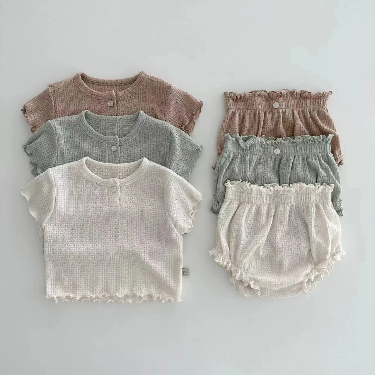 Summer Baby Kids Short Sleeve Clothes Set Infant Girl Cotton Breathable Pajamas 2pcs Suit Toddler Boys Tops + Shorts Outfits
Summer Baby Kids Short Sleeve Clothes Set Infant Girl Cotton Breathable Pajamas 2pcs Suit Toddler Boys Tops + Shorts Outfits