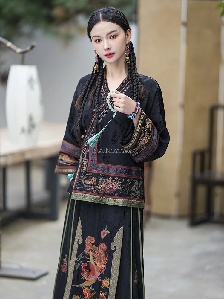 

Новинка 2024, Элегантная блузка в китайском ретро-стиле с вышивкой в национальном стиле, женский свободный ретро-пиджак с длинным рукавом и V-образным вырезом t001