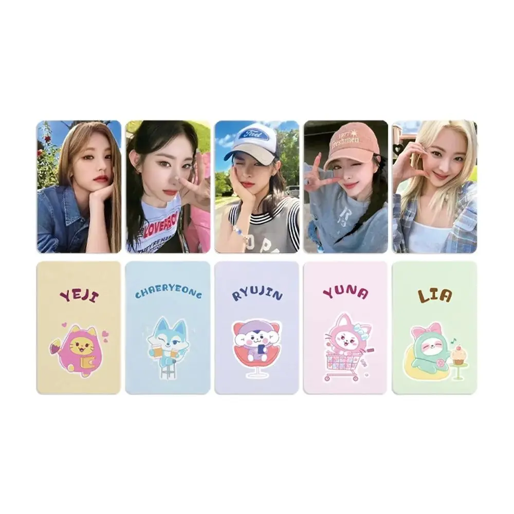 1 Pack/ 5Pcs ITZY YEJI LIA RyuJin Lomo Card Kpop Photocards Greeting Card with NEW Album Postcards Merch Gift Boy Girl Collect
1 Pack/ 5Pcs ITZY YEJI LIA RyuJin Lomo Card Kpop Photocards Greeting Card with NEW Album Postcards Merch Gift Boy Girl Collect