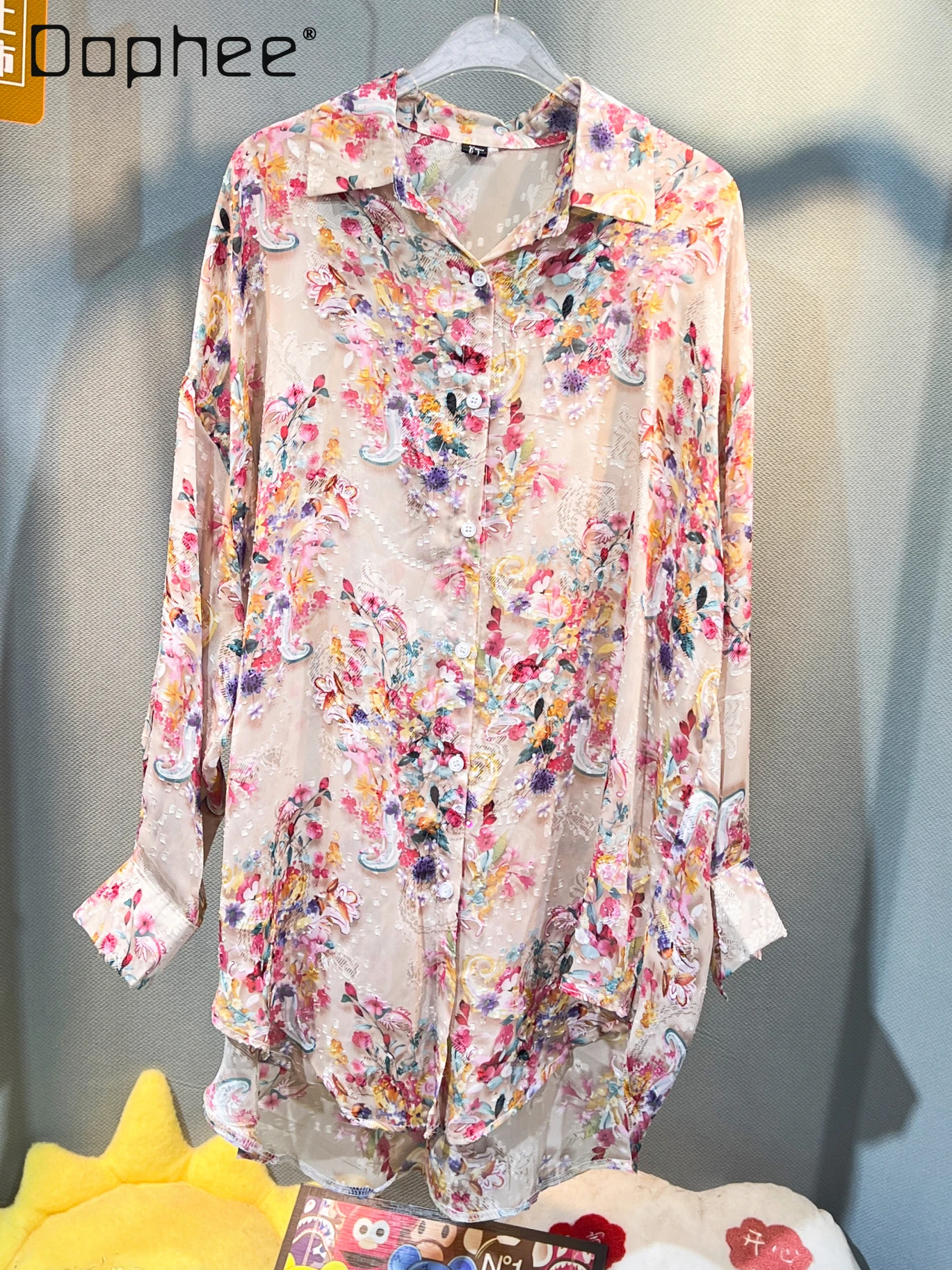 

Модная жаккардовая элегантная рубашка с длинным рукавом для женщин 2024 Весна Лето Новинка Ретро Свободный Тонкий Топ средней длины с цветочным рисунком для женщин