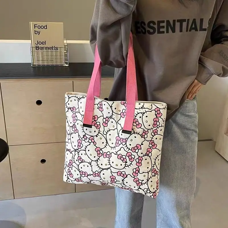 Kawaii Sanrio Anime Canvas Bag Cute Hello Kitty Cartoon Single Shoulder Commuting Bag Durable Sturdy Shopping Bag Gift for Girl
Kawaii Sanrio Anime Canvas Bag Cute Hello Kitty Cartoon Single Shoulder Commuting Bag Durable Sturdy Shopping Bag Gift for Girl