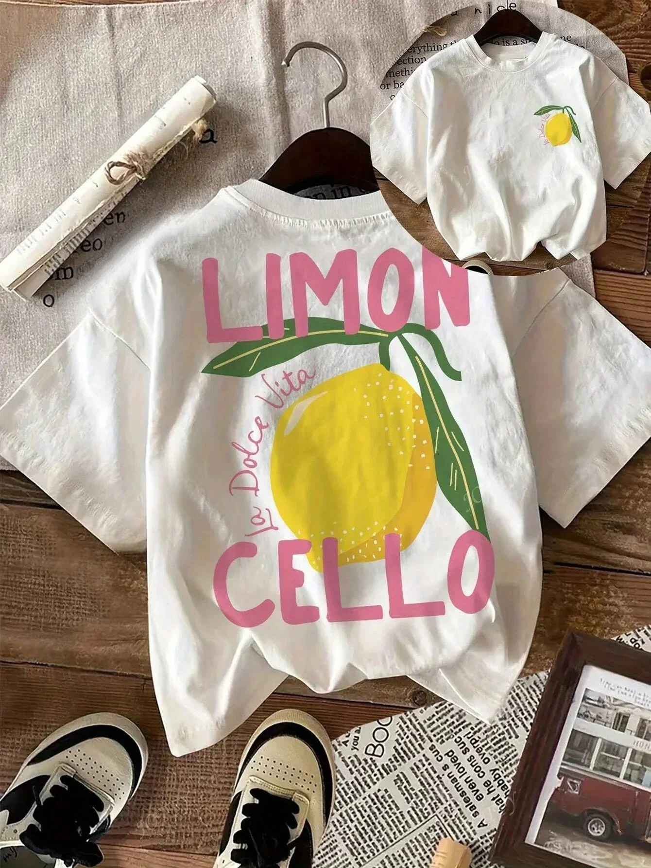 قميص نسائي بطباعة الليمون - ملابس كاجوال للربيع والصيف بتصميم خفيف الوزن وقماش يتنفس مع ياقة دائرية وأكمام قميص نسائي بطباعة الليمون - ملابس كاجوال للربيع والصيف بتصميم خفيف الوزن وقماش يتنفس مع ياقة دائرية وأكمام