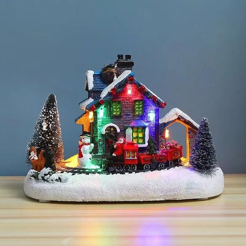 

Красочные огни, маленькие поезда, снеговики, смола, ремесло, рождественские украшения и украшения источают чувство праздника, волшебство и радость