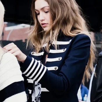 Jaquetas Femininas de Inverno Modernas e Aconchegantes: O Guia Definitivo 12 New Temperament All-Match Fashion Feminine Blue Stitching White Color Contrast Long Sleeve Slimming Women’s Short Jackets