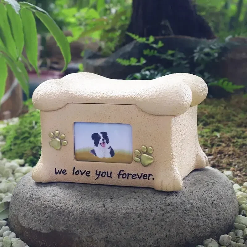 Creative Resin Creative Pet Dog Cinerary Casket with Photo Frame Kitten Puppy Animal Memorial Funeral Supplies Decorative Crafts
Creative Resin Creative Pet Dog Cinerary Casket with Photo Frame Kitten Puppy Animal Memorial Funeral Supplies Decorative Crafts